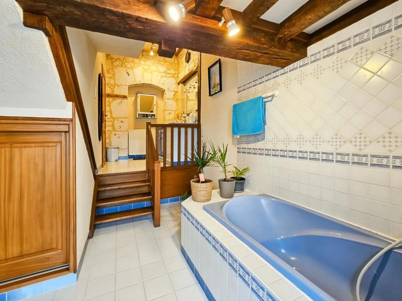 Maison ancienne - 180 m² - 6 pièces