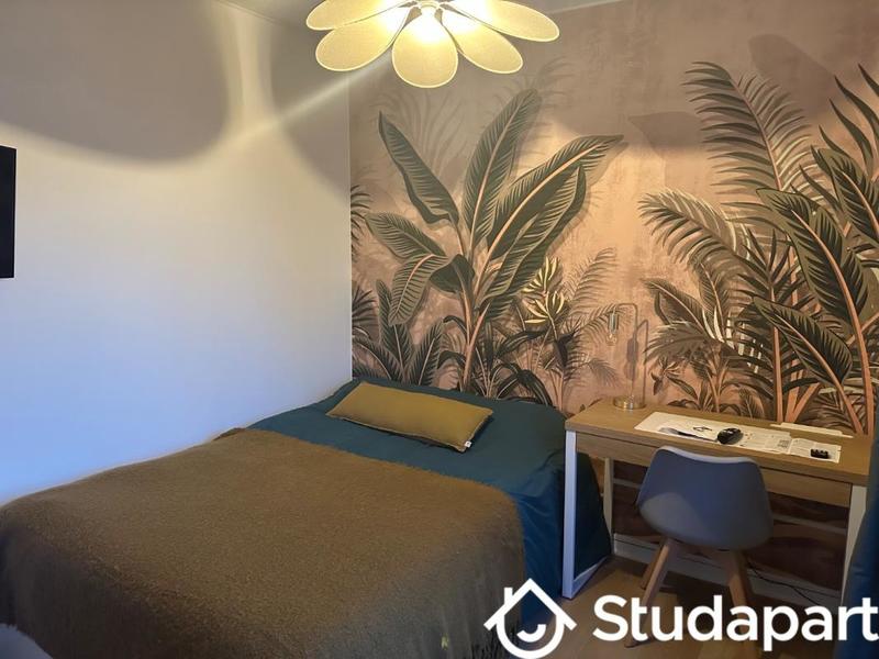 Chambre - 12 m² - 1 pièce