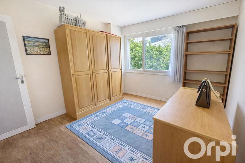 Appartement - 92 m² - 4 pièces
