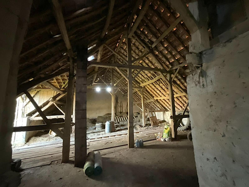 Maison - 400 m² - 4 pièces