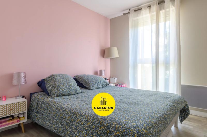 Appartement - 101 m² - 4 pièces