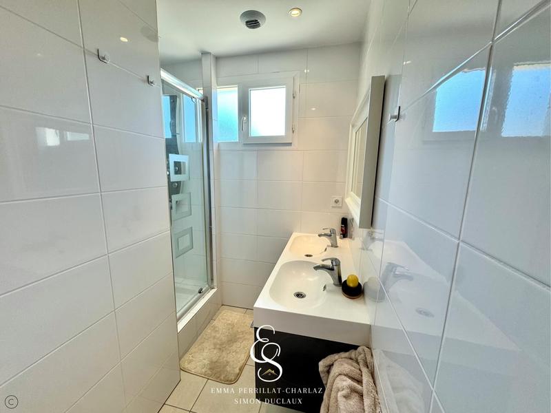 Villa - 138 m² - 6 pièces