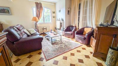 Maison - 142 m² - 7 pièces