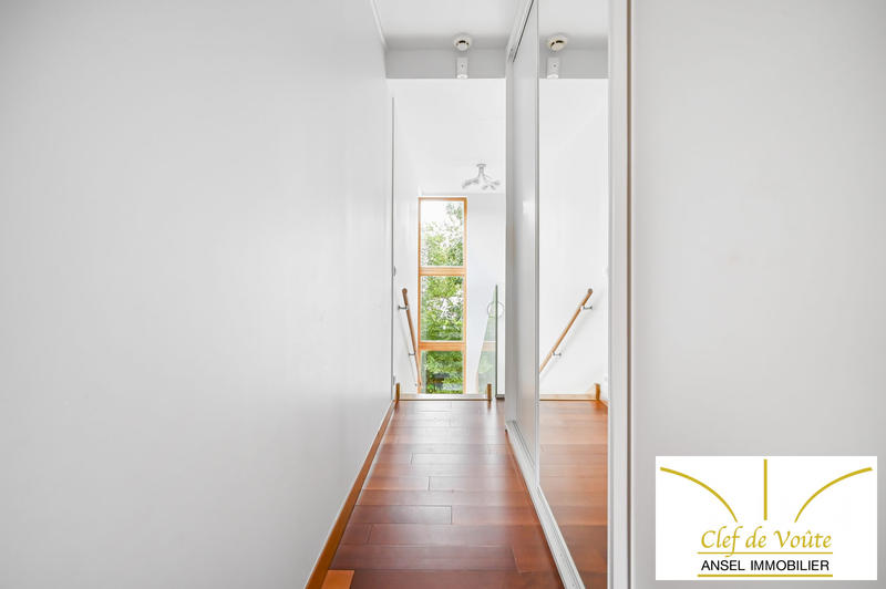 Maison - 152 m² - 6 pièces