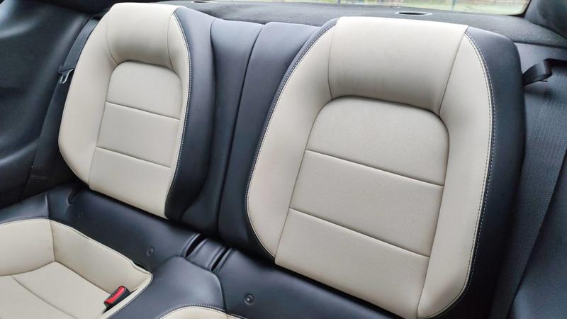 Ford Mustang Fastback VI 5.0 V8 421 Bva Gt