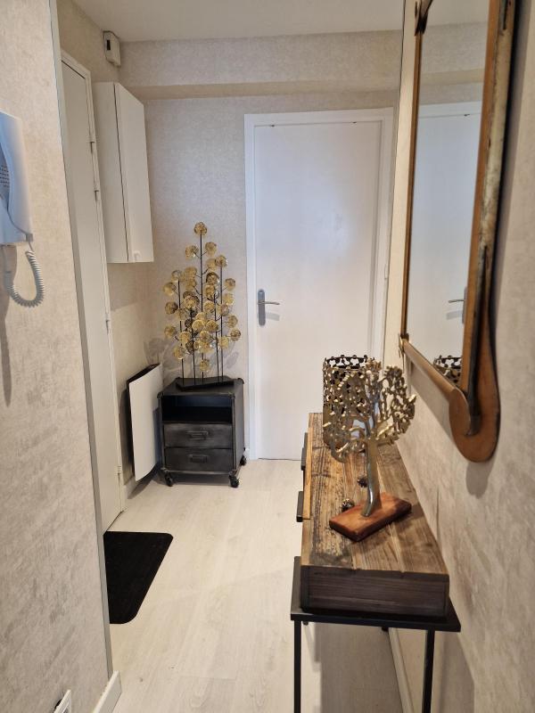 Appartement - 49 m² - 3 pièces