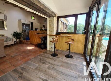 Maison - 450 m² - 20 pièces