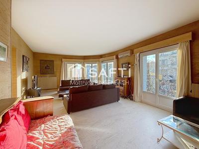 Appartement - 135 m² - 5 pièces