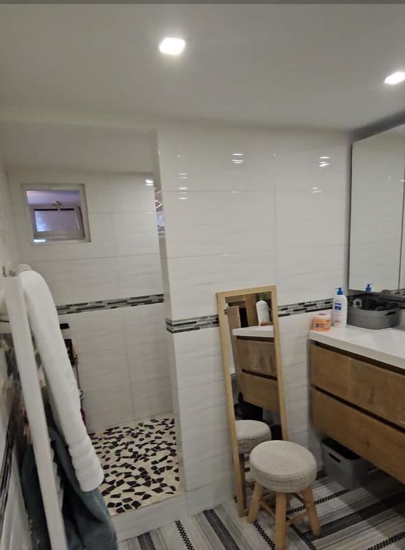 Maison - 207 m² - 7 pièces