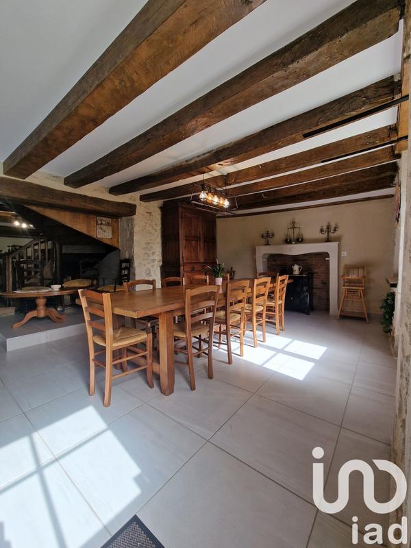 Maison - 298 m² - 11 pièces