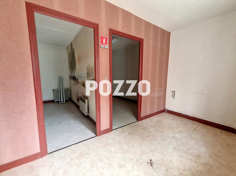 Local commercial - 132 m² - 7 pièces