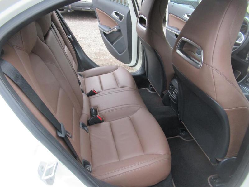 Mercedes Classe a 220 d Amg Line 177 Ch 1ere Main France