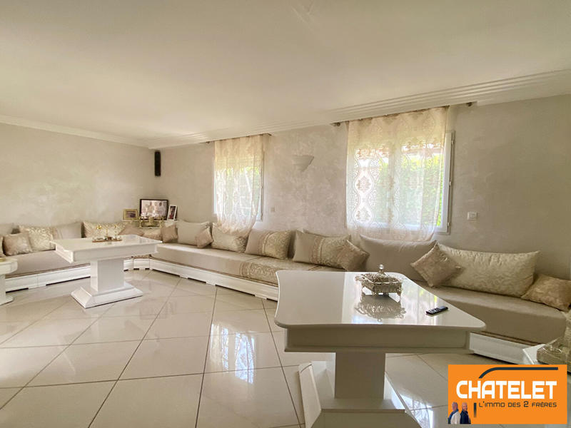 Maison - 157 m² - 7 pièces