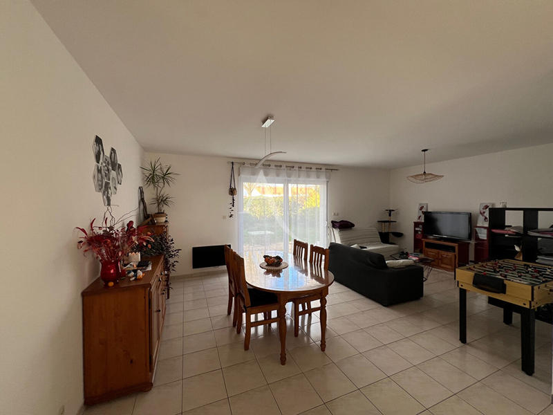 Maison - 93 m² - 4 pièces