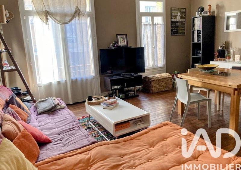 Appartement - 99 m² - 4 pièces