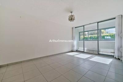Appartement - 75 m² - 4 pièces