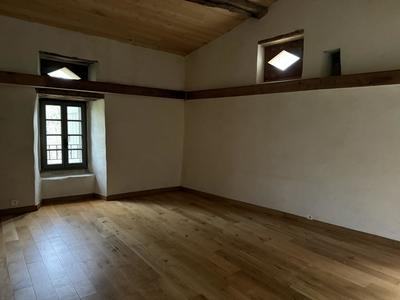 Maison - 258 m² - 6 pièces