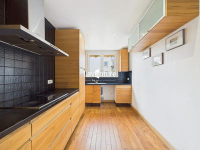 Appartement - 99 m² - 4 pièces