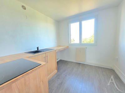 Appartement - 72 m² - 4 pièces