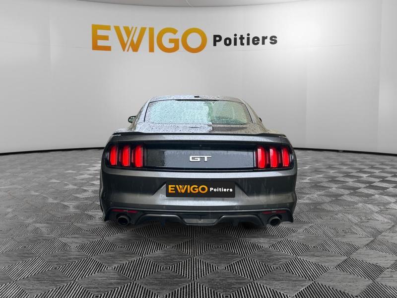 Ford Mustang Fastback V8 5.0 421 Gt