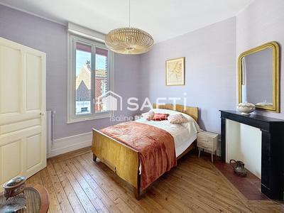 Maison de ville - 150 m² - 9 pièces