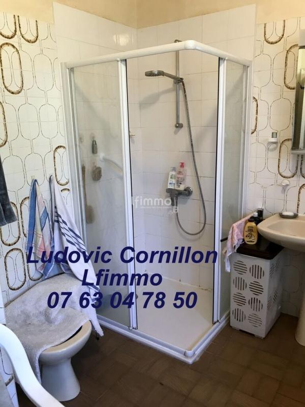 Maison - 207 m² - 11 pièces