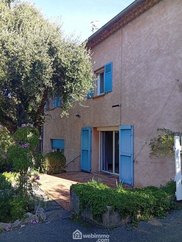 Villa - 121 m² - 6 pièces