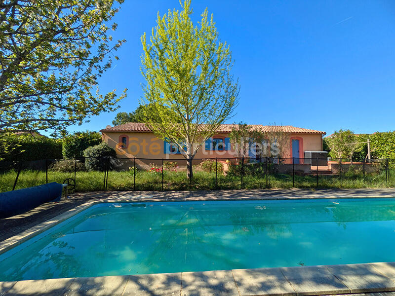 Maison - 110 m² - 5 pièces