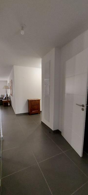 Appartement - 81 m² - 3 pièces