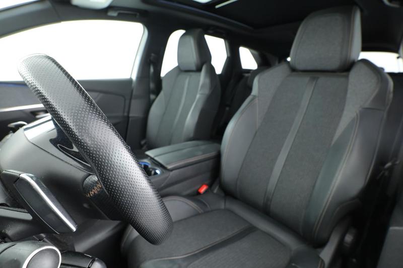 Peugeot 3008 2.0 Blue-HDi Gt Line Eat8 180 ch