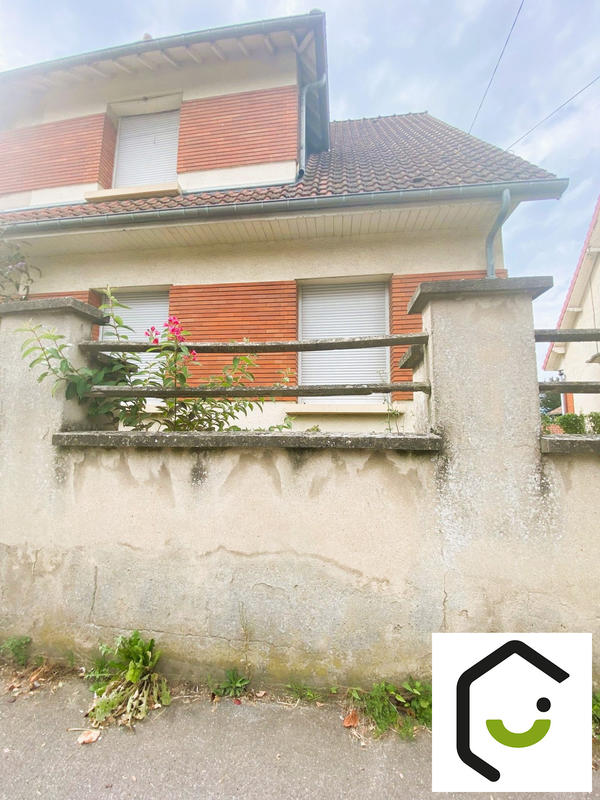 Maison - 80 m² - 5 pièces