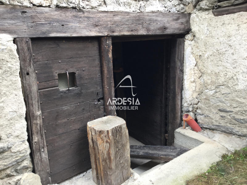 Maison - 180 m² - 6 pièces