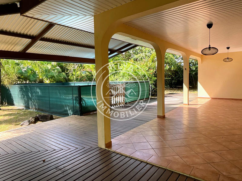 Maison - 94 m² - 4 pièces