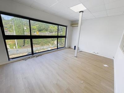 Bureau - 134 m²