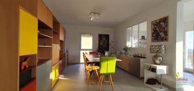 Maison - 122 m² - 6 pièces