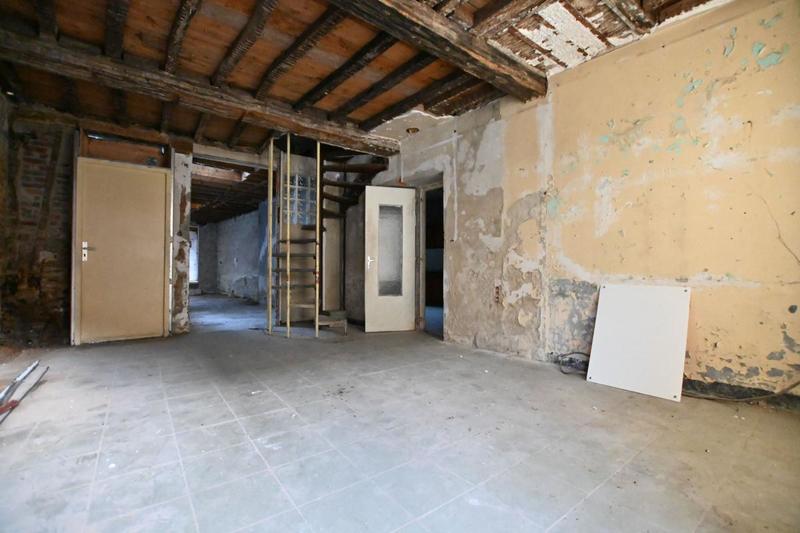 Maison - 289 m² - 2 pièces