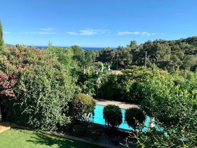 Maison - 178 m² - 6 pièces