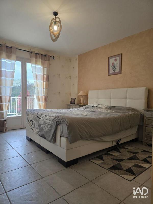 Maison - 121 m² - 4 pièces