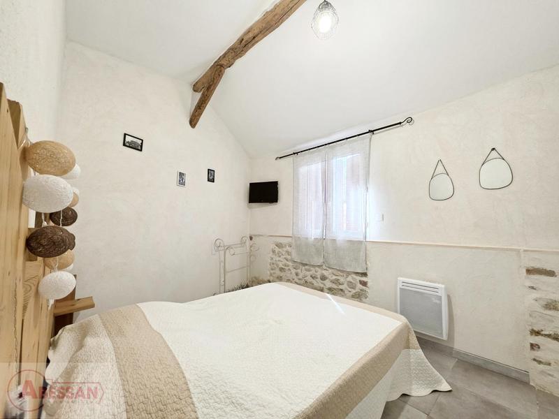 Maison - 457 m² - 16 pièces