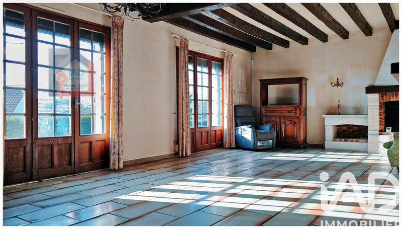 Maison - 198 m² - 8 pièces