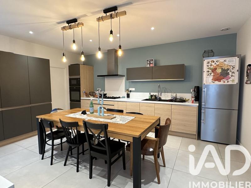 Appartement - 136 m² - 6 pièces