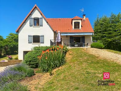 Maison - 130 m² - 6 pièces