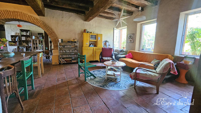 Maison ancienne - 413 m² - 11 pièces