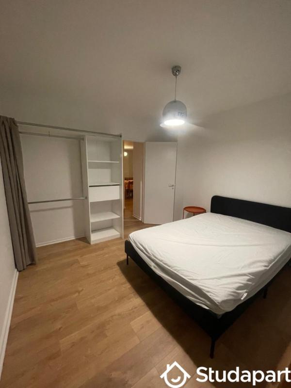 Chambre - 15 m² - 1 pièce