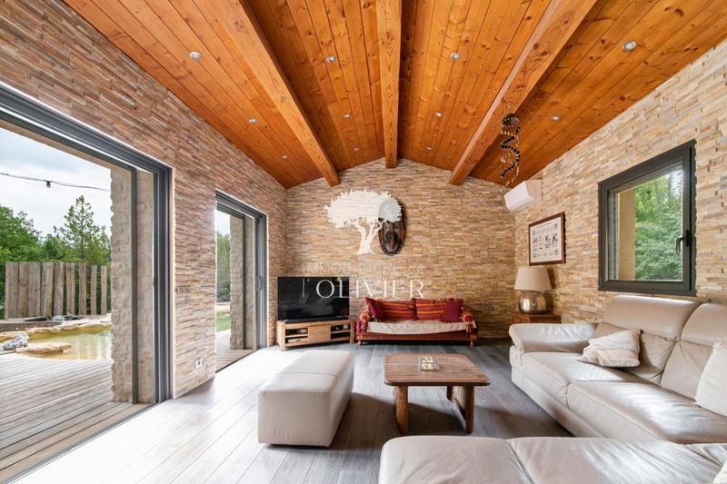 Propriété - 170 m² - 5 pièces