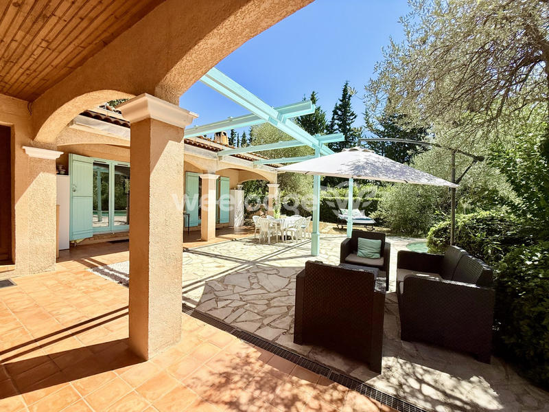 Maison - 187 m² - 6 pièces