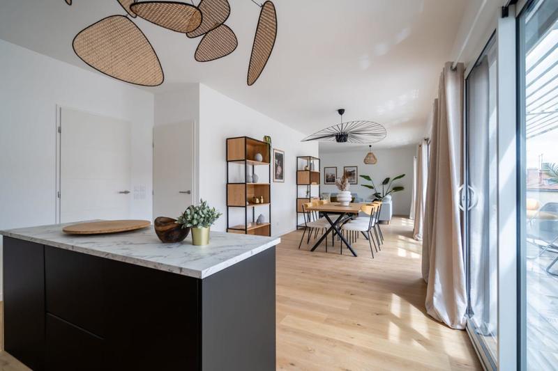 Appartement - 94 m² - 4 pièces