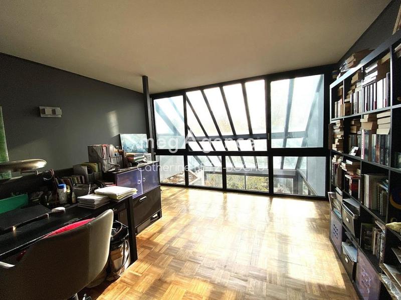 Maison - 260 m² - 7 pièces