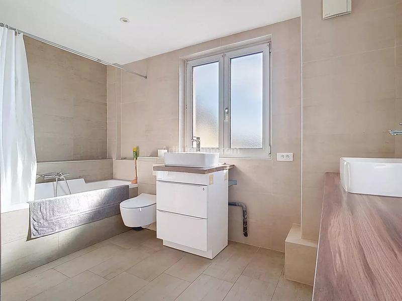 Immeuble - 165 m² - 15 pièces