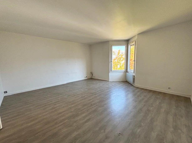 Appartement - 101 m² - 4 pièces